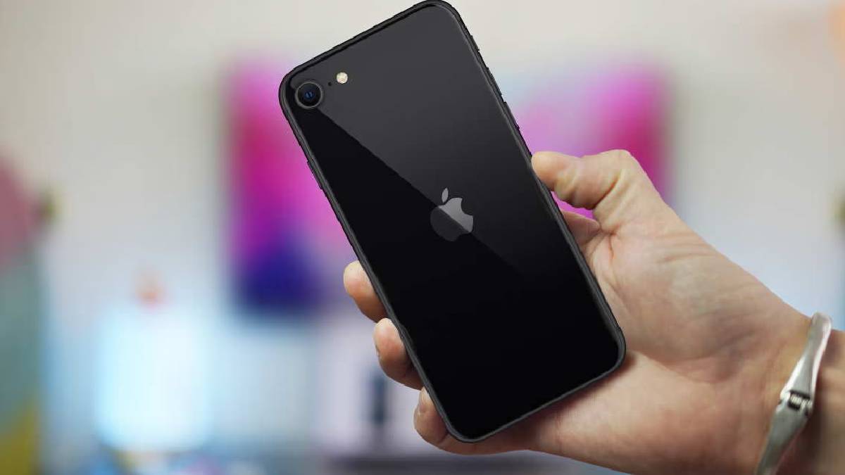 Uygun fiyatlı iPhone bekleyenlere kötü haber! Çıkış tarihin ertelendi: Herkes beklemeye devam edecek