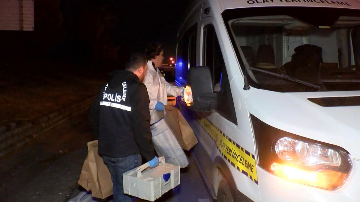 Esenler'de otomobile silahlı saldırı: 1 ölü, 1 yaralı
