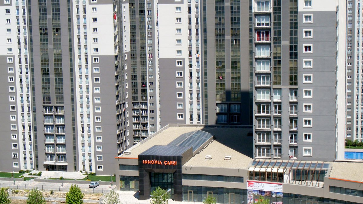 Site sakinlerinden 'kayyum' talebi: Kira kadar aidat ödüyoruz