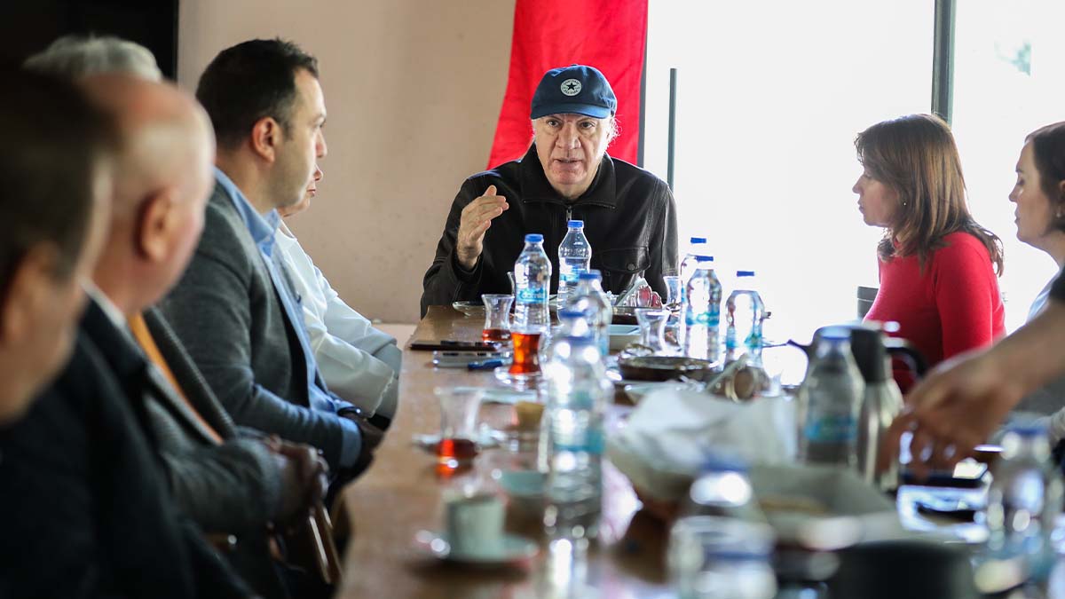 Başkan Engin, muhtarlarla ortak akıl toplantısında bir araya geldi
