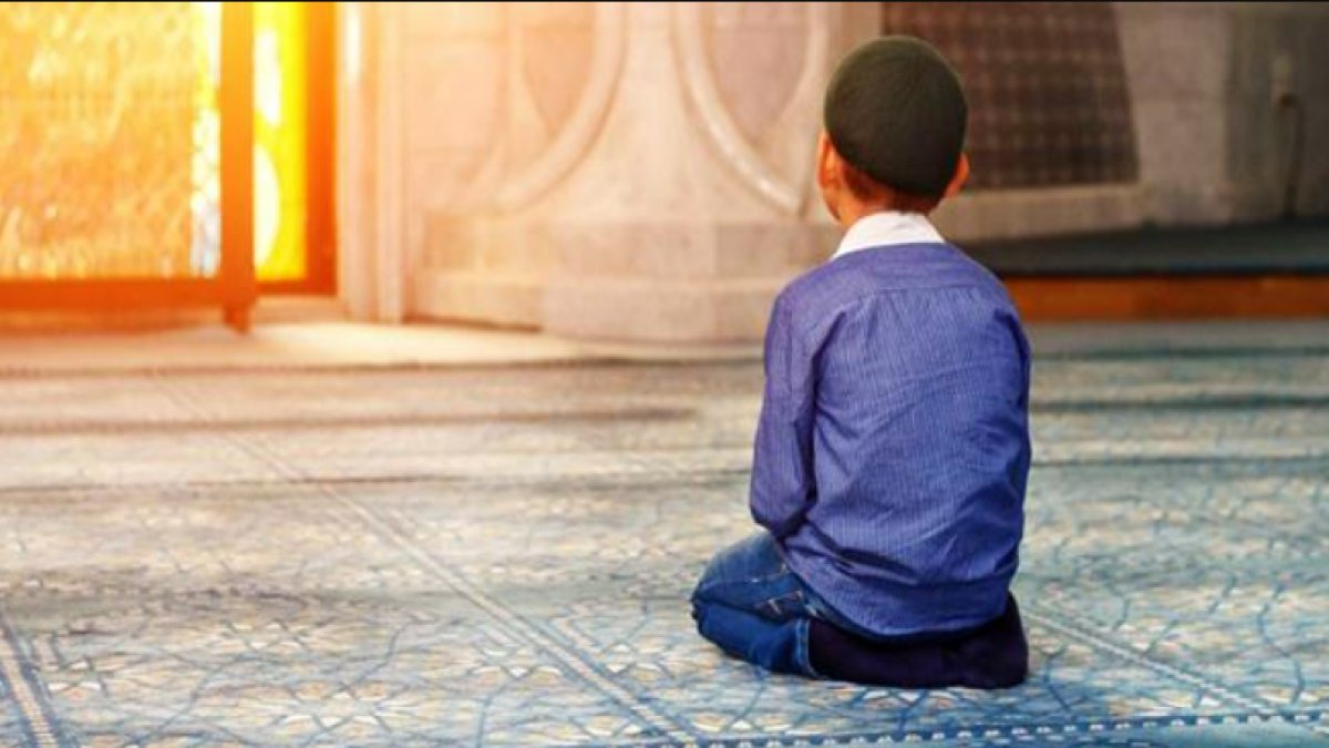 Namazda Okunan Dua ve Sureler: Ruhani Bağlantının Anahtarı