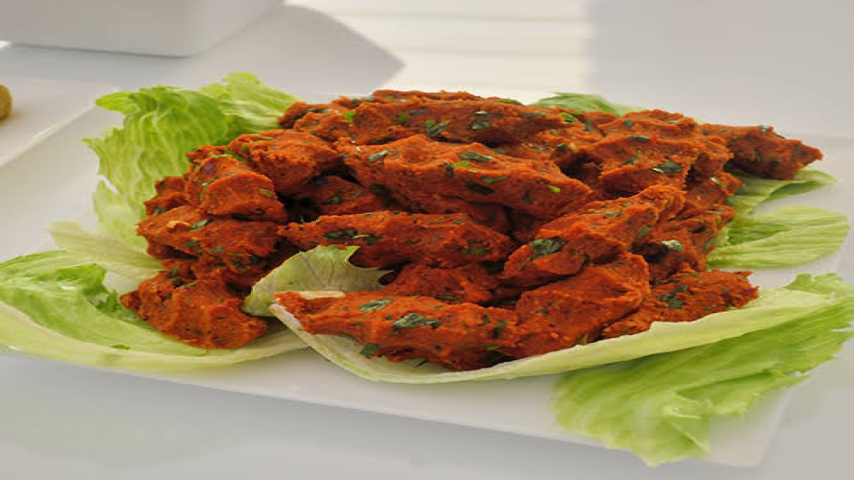 Çiğ köfte tadında mercimek köftesi tarifi! Komşularınız mest olacak