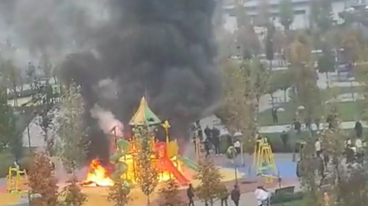 Yakılan çocuk parkıyla ilgili yeni gelişme: 9 şüpheliden 5'i tutuklandı