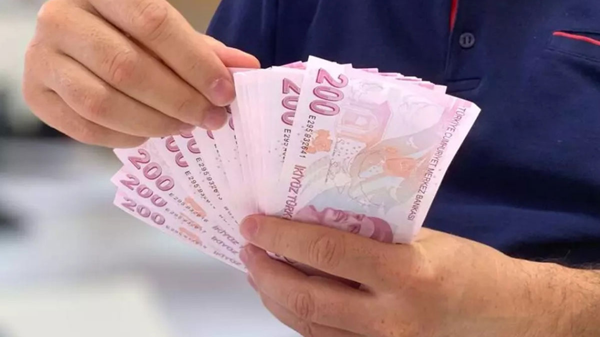 Emeklilikte staja takılanlar için 'yasa' ümidi yeniden alevlendi! Ünlü iktisatçı açıkladı