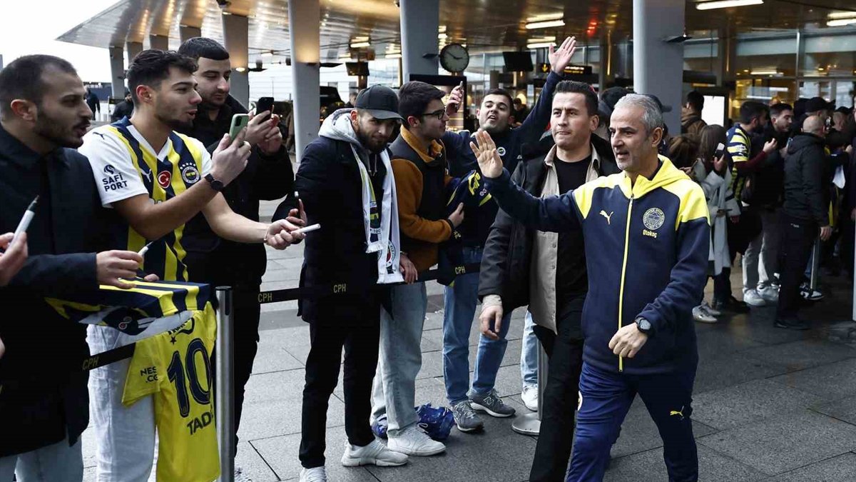 Kanarya grup liderliği için Danimarka'da! Sarı-Lacivertliler Nordsjaelland maçı için Kopenhag'a gitti