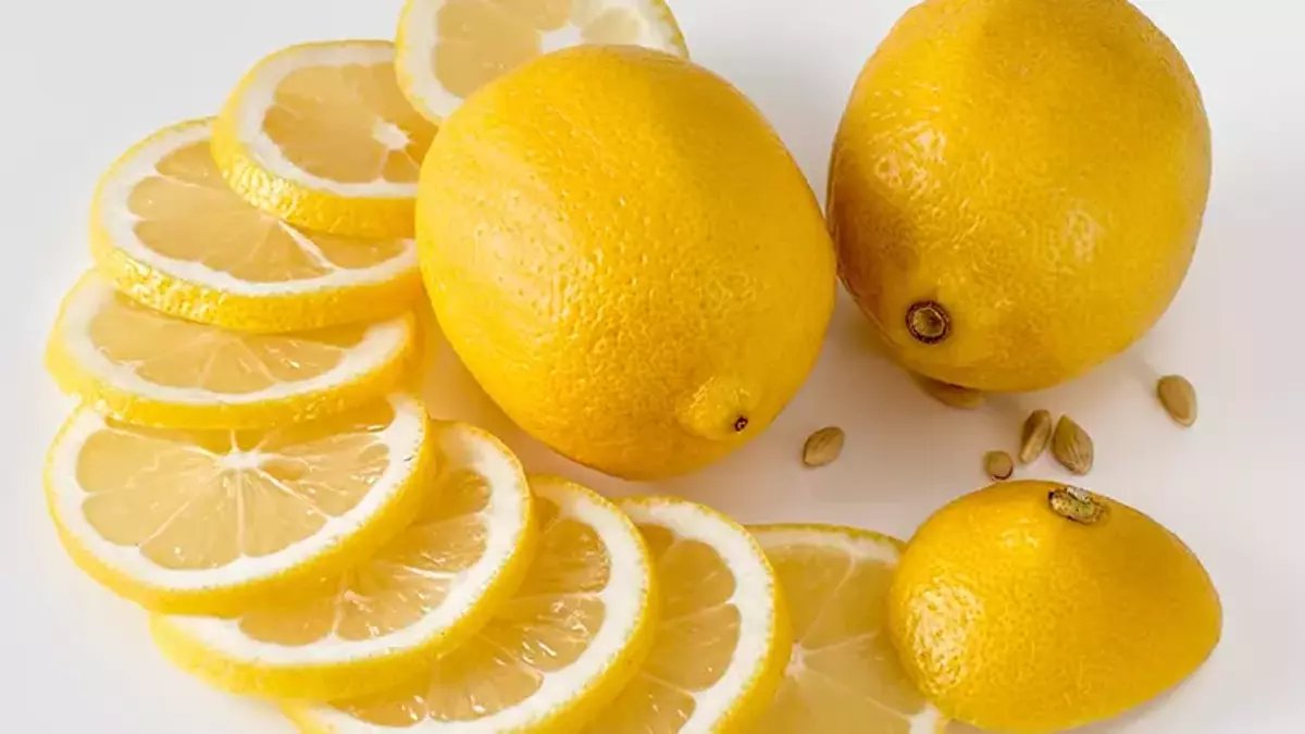 Bu kadarını kimse bilmiyordu! Meğer limonun kullanım alanları ne kadar genişmiş... İşte limonun 5 farklı kullanım yeri