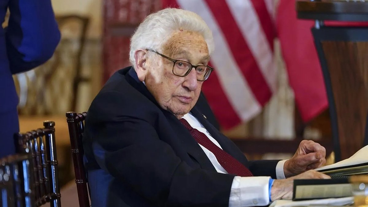 Eski ABD Dışişleri Bakanı Henry Kissinger hayatını kaybetti