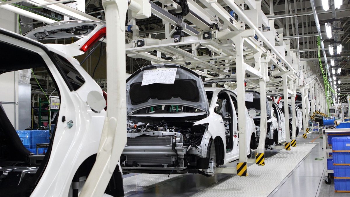 Elektrikli otomotiv devi Türkiye'ye fabrika kuruyor! Binlerce kişiye ekmek kapısı olacak: Süper lüks araç çok ucuza satılacak...