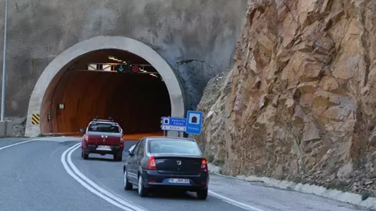 Sürücüler dikkat! İstanbul'daki 8 tünelde hız limiti kararı