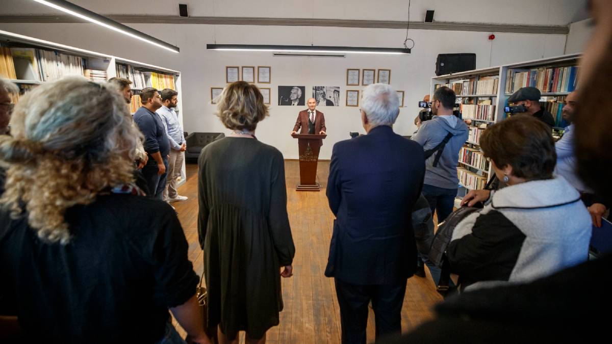 İzmir Büyükşehir Belediyesi’nden Cumhuriyet aydınlarına saygı duruşu