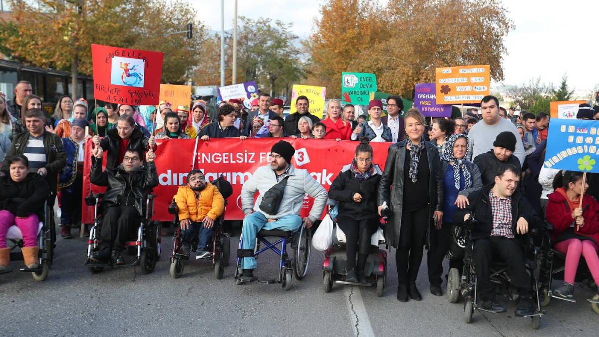 3’üncü ‘Engelsiz Fest’ büyük bir enerjiyle başladı