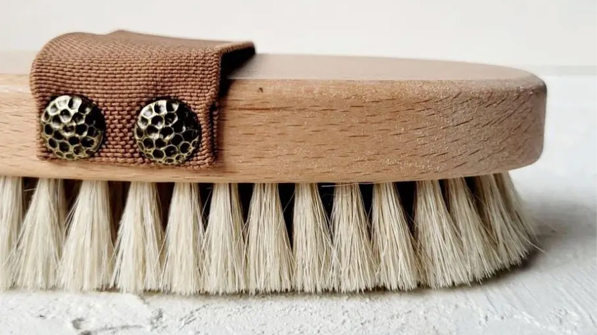 At kılı fırçası ne işe yarar?