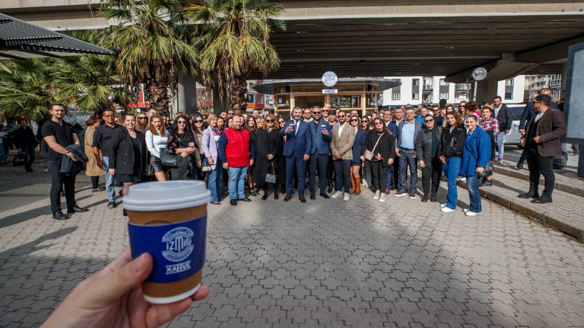 İzmirli Kahve’nin ikinci şubesi Bornova’da açıldı