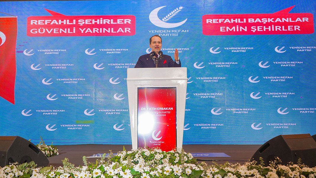 Fatih Erbakan partisinin adaylarını tanıttı