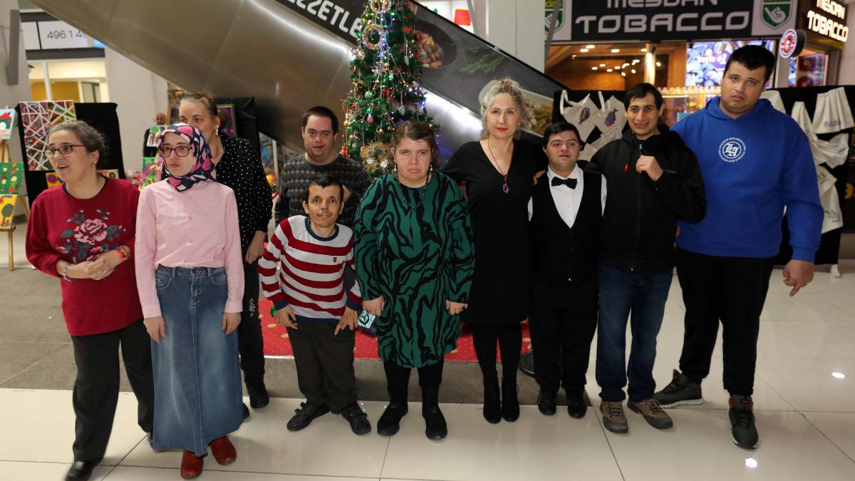 Yenimahalle’nin özgürleşen elleri sergi açtı