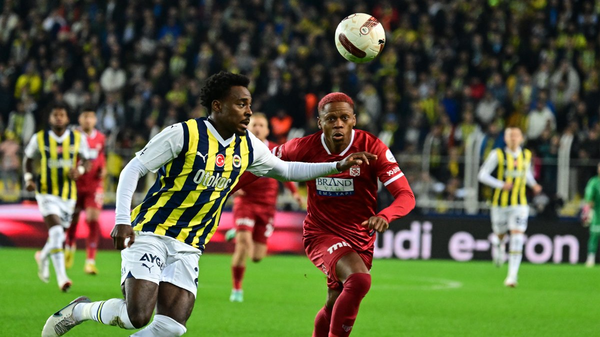 Fenerbahçe kazanarak, Sivasspor mağlubiyetle Avrupa'ya veda etti