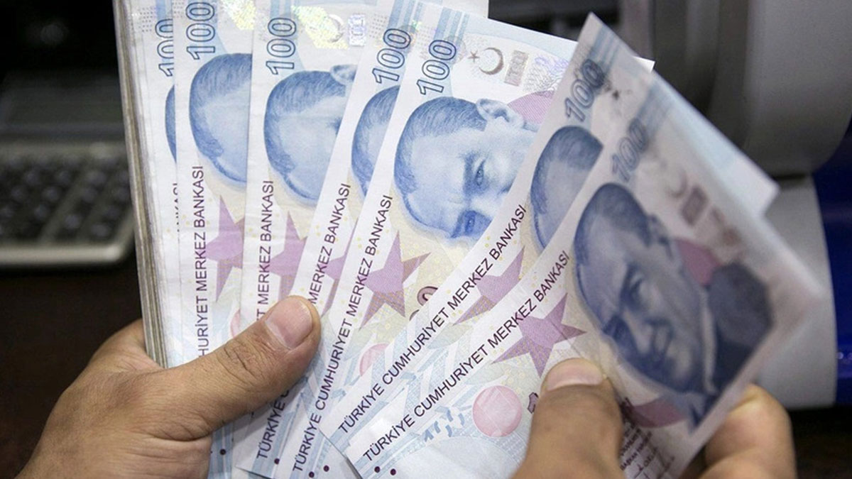 Asgari ücret enflasyon oranında zamlansın talebi! Milyonlarca çalışan asgari ücret zammını bekliyor, kötü haber geldi