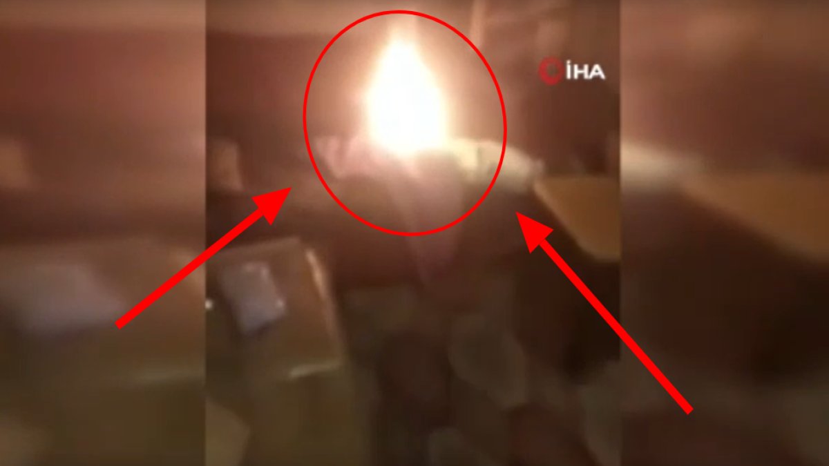 Canlı yayın açıp evini yaktı! Herkesi şok eden görüntüler: "Şu an evi yakıyorum. Tüm izleyenlere gelsin"