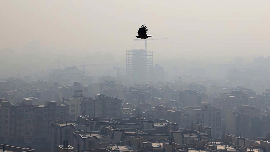 İran'da eğitime hava kirliliği engeli