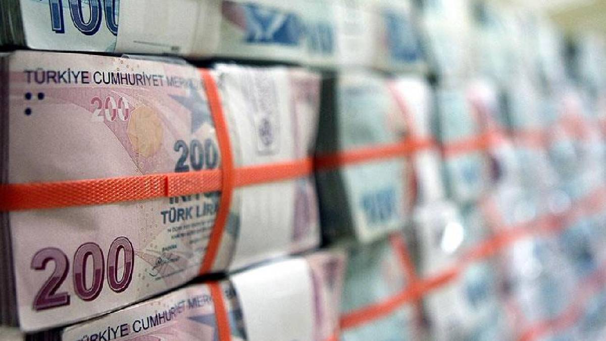 Mevduat faizlerini duyan bankaya koştu! O bankalardan faiz güncellemesi: Aylık neredeyse bir kira getirisi var