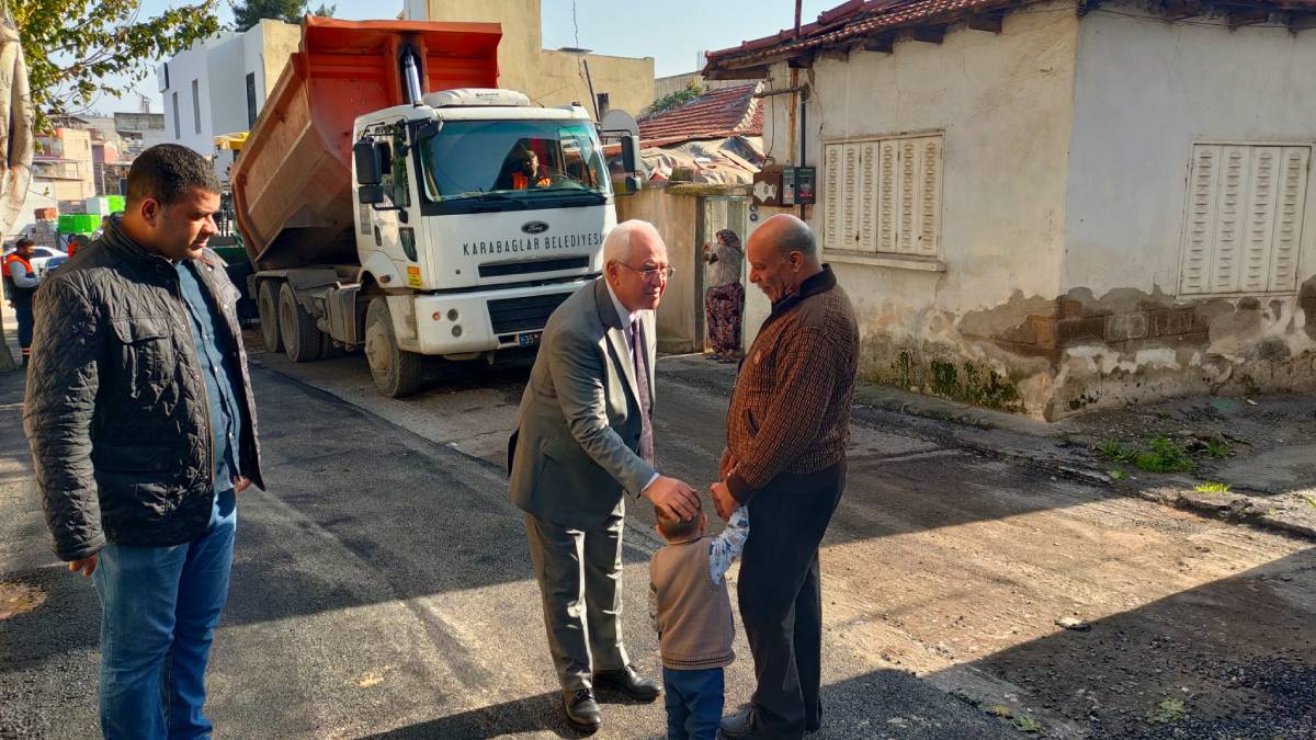 Asfalt ekipleri Umut'ta