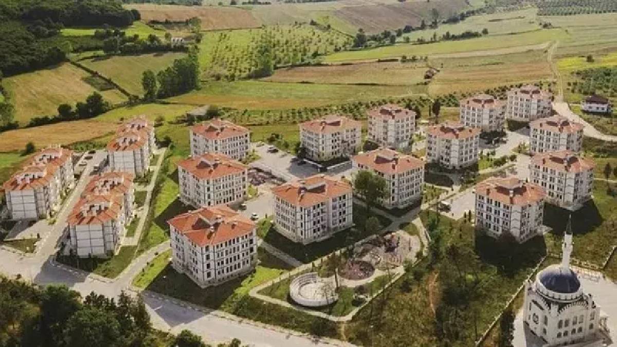 Şimdi ev almanın tam zamanı! TOKİ 120 ay vade ile satıyor: 2 bin TL ödeyene 3+1 konut fırsatı doğdu