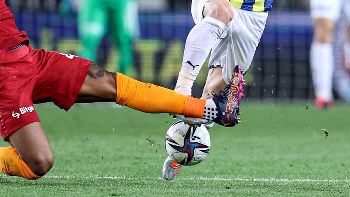 Türk Kulüpleri yayın geliri kazanamıyor! Avrupa'nın ilk 10 ligi ortalamasından 7 kat düşük