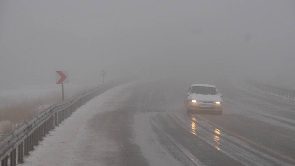 Ankara’da dışarı çıkacaklar dikkat! O ilçeler bembeyaz oldu: Sürücüler 10 metre ilerisini bile göremiyor