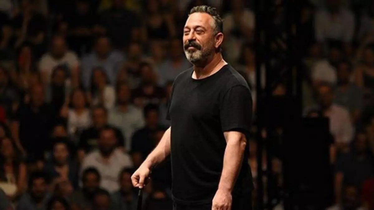 Cem Yılmaz yine kırıp geçecek! Yeni projesini sosyal medyadan duyurdu, Erşan Kuneri'den sonra bir bomba daha geliyor