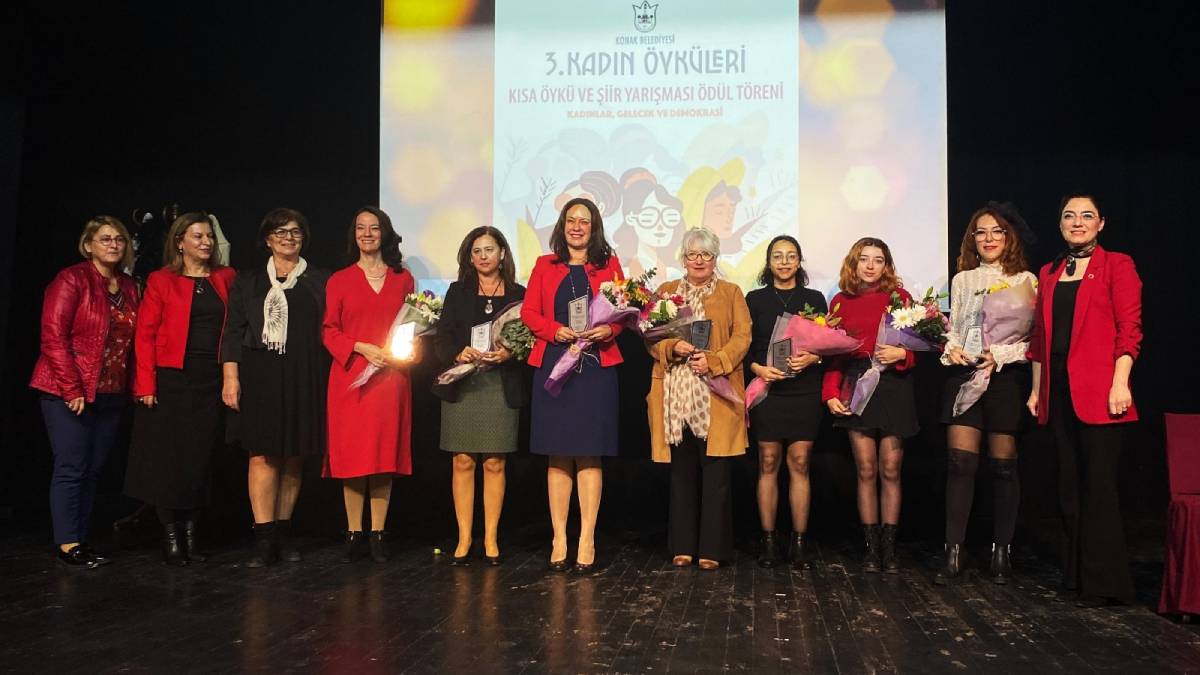 Kadın yazarlar ödüllerine kavuştu