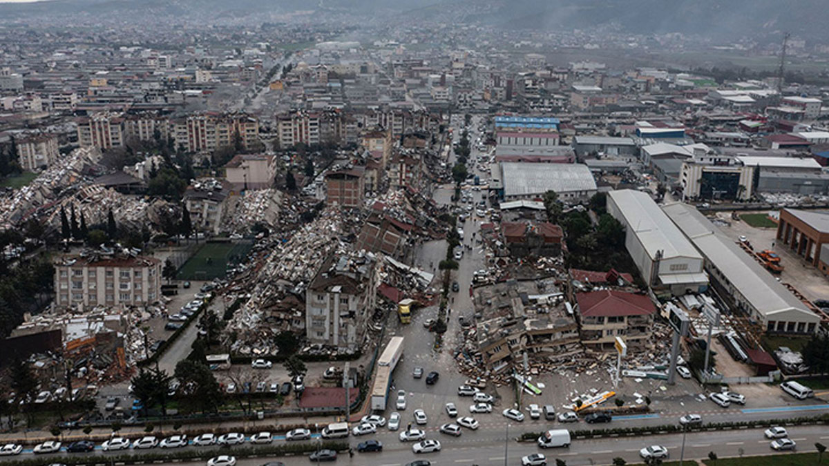 Hatay'daki depremzedelerden çağrı: Kentimiz Özel Afet Bölgesi ilan edilsin