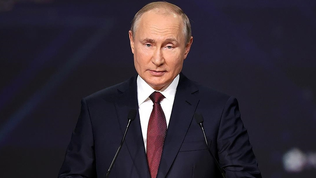 Putin 2024 seçimlerinde yeniden aday