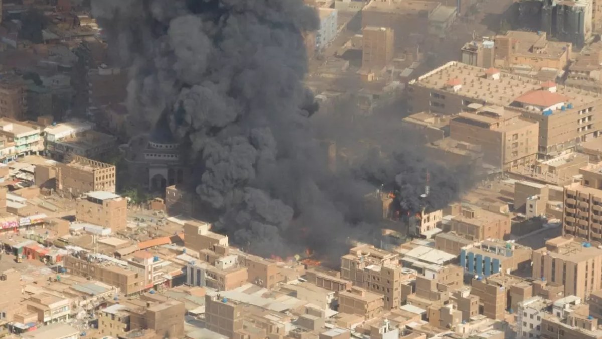 Sudan’daki yıkımın boyutu gözler önünde: Fabrikaların yüzde 90’ından fazlası yıkıldı