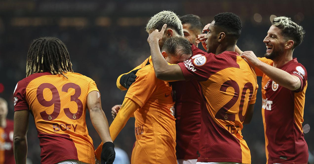 Galatasaray ezeli rakibinin rekorunu egale etti