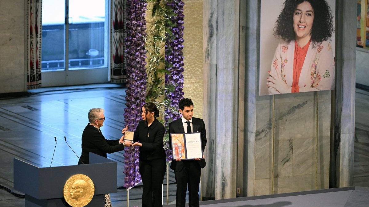 Nobel Barış Ödülü Nergis Muhammedi'nin çocuklarına teslim edildi