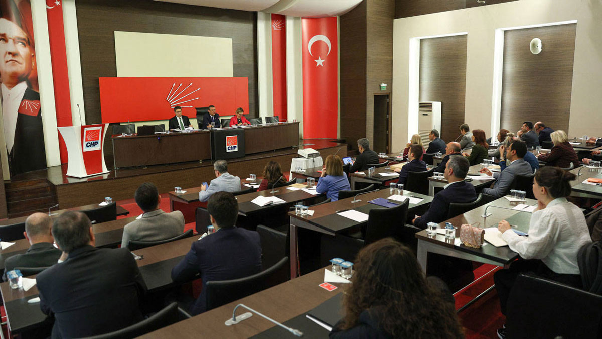 CHP PM 'yerel seçim' gündemiyle toplanacak