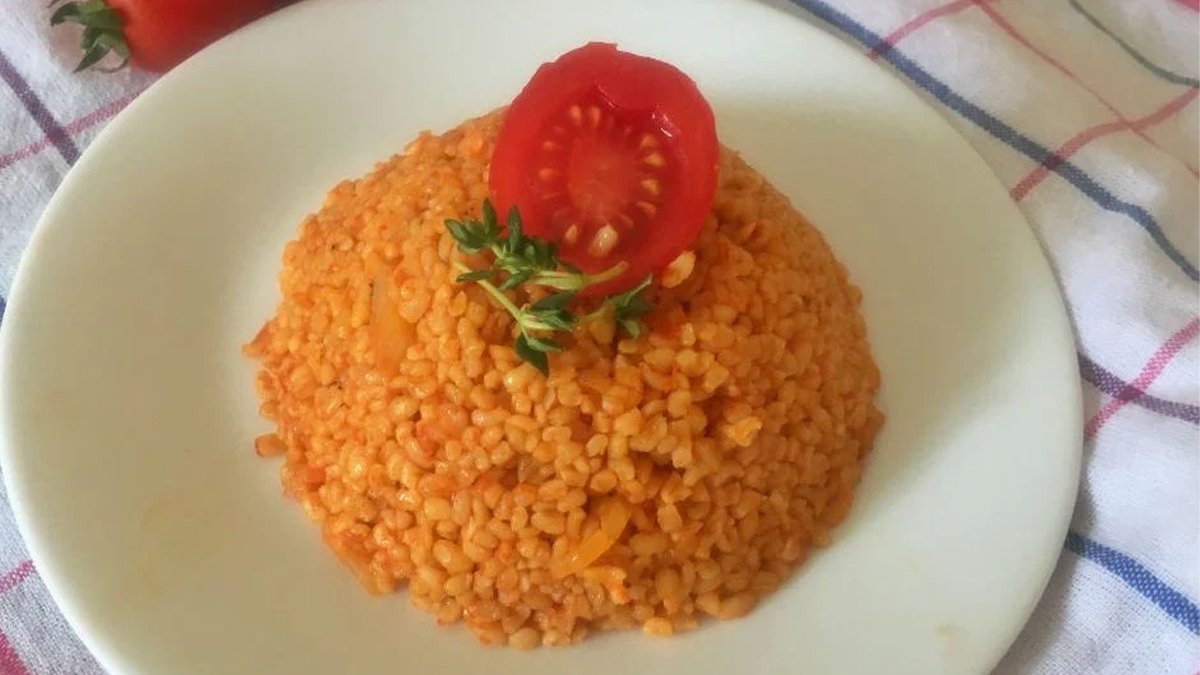 Salçalı bulgur pilavı