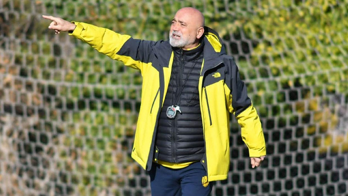 Eski Ankaragücü teknik direktörü Hikmet Karaman'dan 'Faruk Koca' açıklaması: Bana da yumrukla saldırmıştı