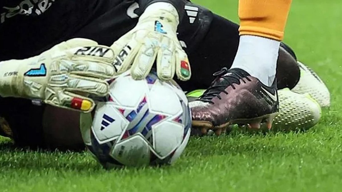 Şampiyonlar Ligi F Grubu'nda son maçlar nefes kesti