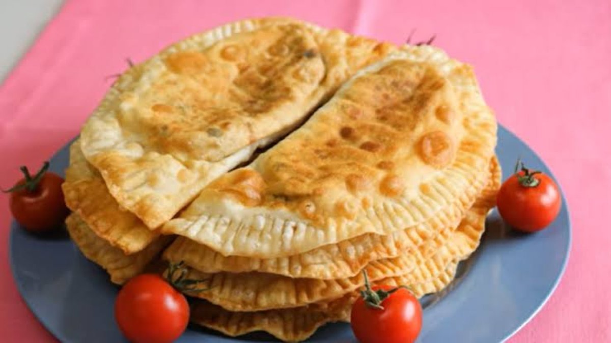 Ankaralılar bile bu böreği bilmiyor! Dışı çıtır içi enfes Entekke Böreği