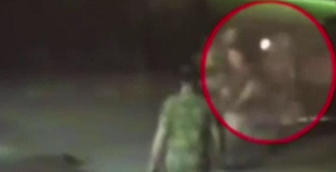 Ömer Halisdemir'in general Semih Terzi'yi öldürme anı kamerada - VİDEO - Son dakika haberleri