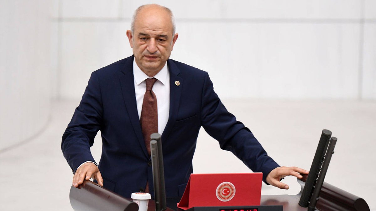 Saadet Grubu düşmüştü: CHP Milletvekili Ali Fazıl Kasap, Saadet Partisi'ne geçti