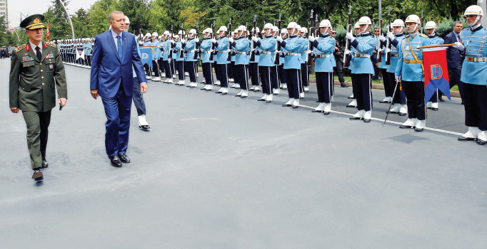 FETÖ’nün İslam’la da insanlıkla da alakası yok
