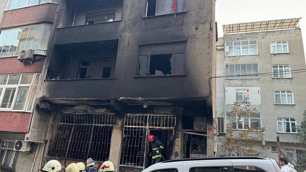 İstanbul'daki yangın can aldı: 1 ölü, 5 yaralı