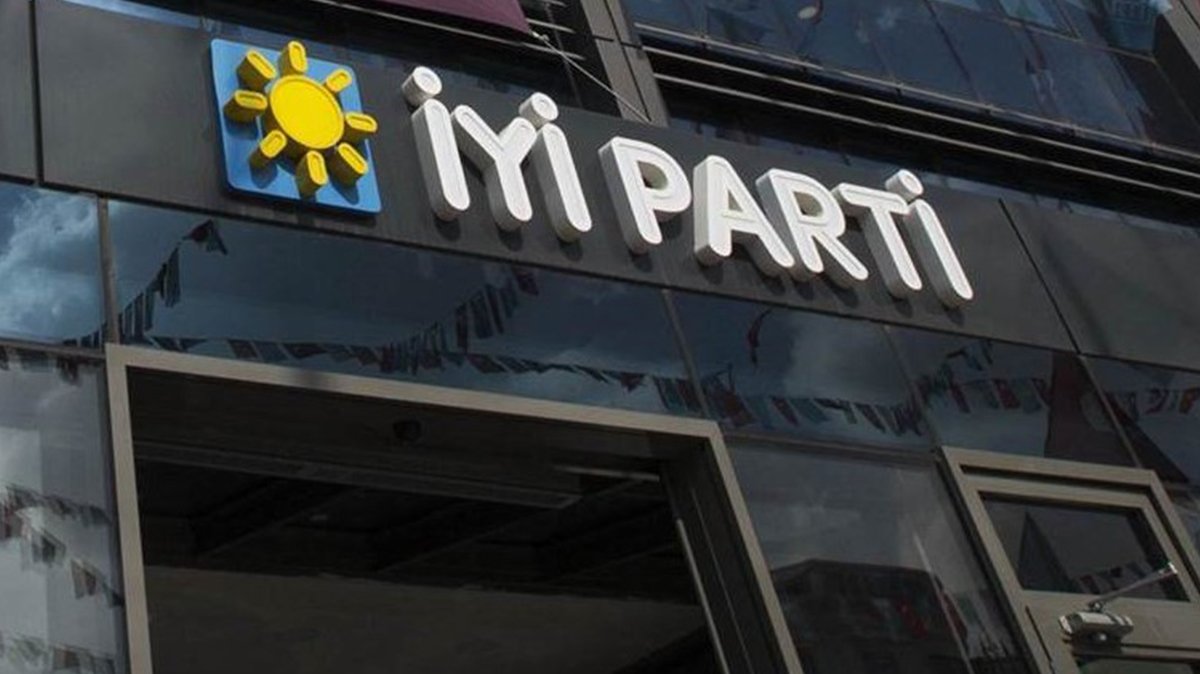 İYİ Parti'de bir istifa daha