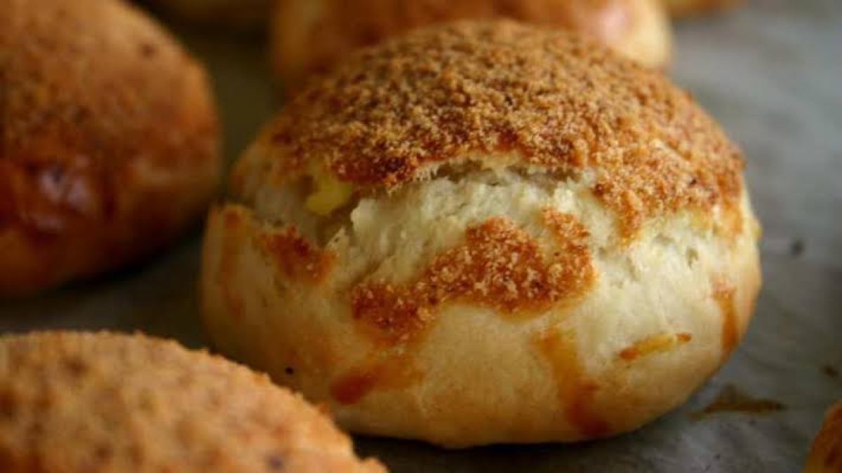 Galeta unuyla dışı çıtır içi pamuk poğaça tarifi! Hem kolay hem kilo aldırmıyor