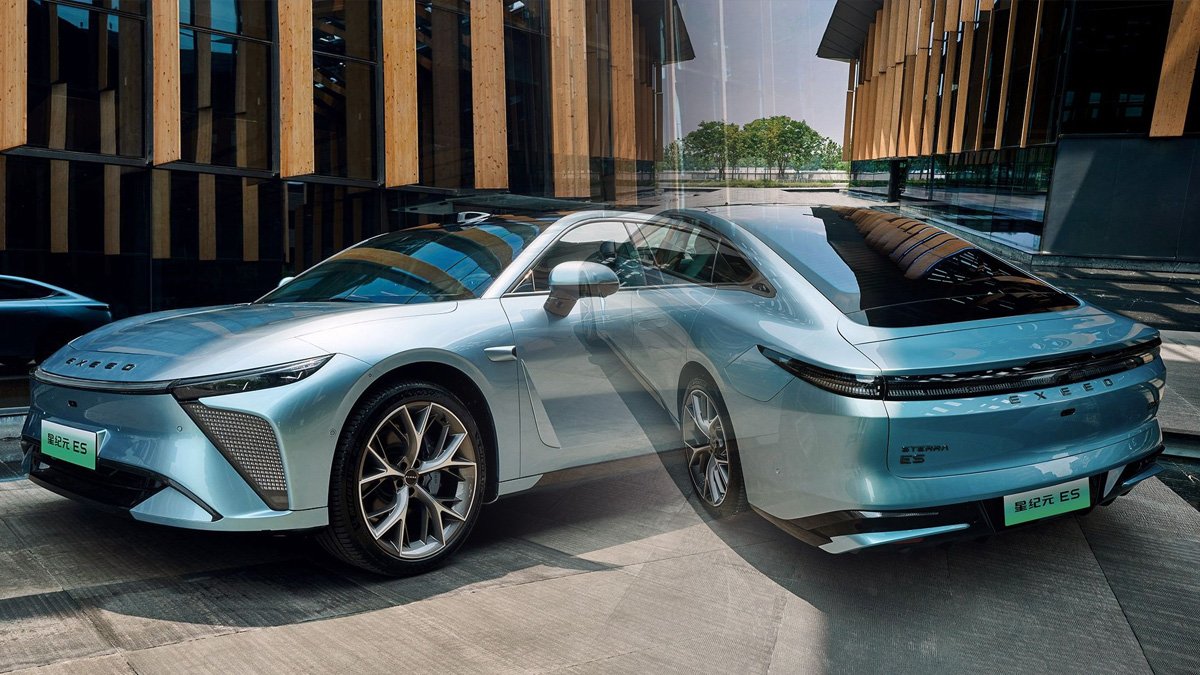 Menzil canavarı elektrikli Chery resmen satışta! Tam 905 km yol alıyor... Bu otomobilde yok yok