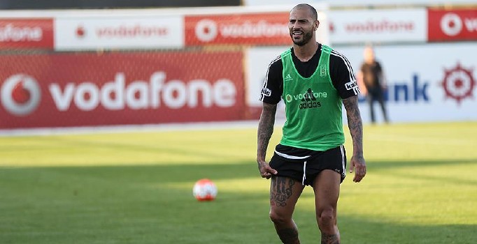 Beşiktaş'ta Ricardo Quaresma takımla çalışmalara başladı
