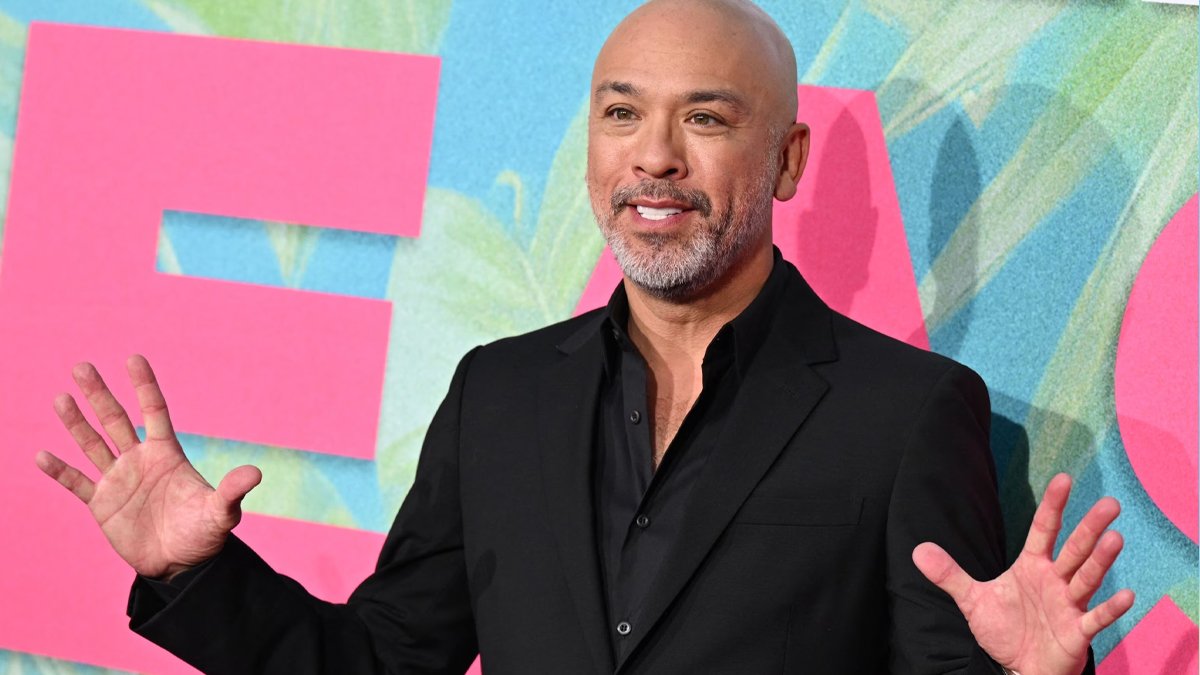 Chris Rock reddetmişti: 81'inci Altın Küre Ödülleri'ni komedyen Jo Koy sunacak