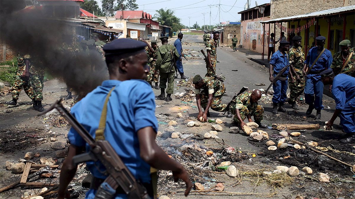 Burundi'de katliam: İsyancılar en az 20 sivili öldürdü